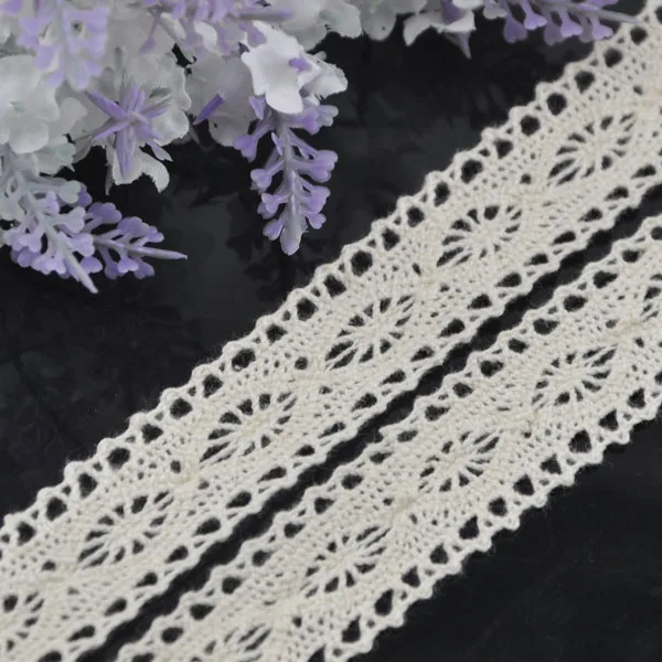 new style 5yards 25mm width in Beige color beautiful origional wave cotton/cluny lace trim wholesale L106
