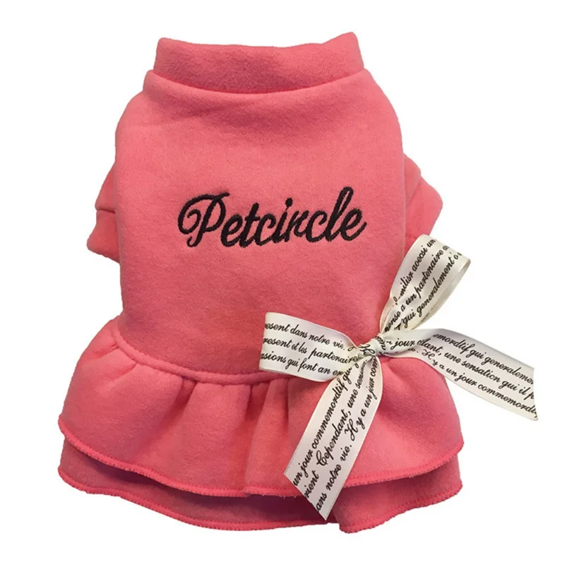 Осенне-зимнее теплое платье для собак кошек пальто с буквенным принтом и бантом