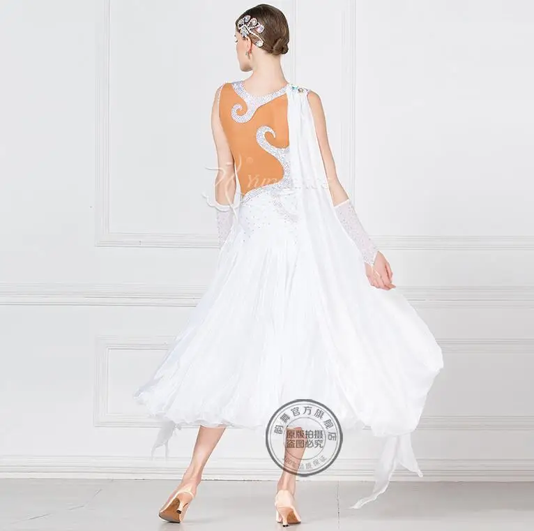 Pirate Version Miss Fortune Cosplay Costume Uniform Outfit Shirt+Skinny Pants+Shorts+Coat+Sleeves+Gloves+Neck Custom-made