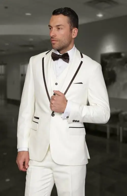 

Top Selling One Button Ivory Groom Tuxedos Notch Lapel Groomsmen Best Man Wedding Prom Suitsrom Suits( jacket+Pants+vest+tie)