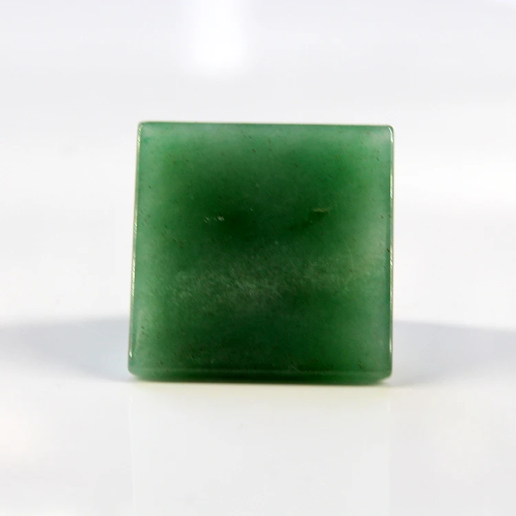 

2020 30mm 100% natural Green Aventurine quartz crystal pyramid Chakra Stones Healing Reiki