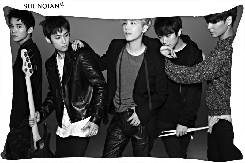 Корейский Поп Ф. Т. Прямоугольная Подушка на молнии 40 х60 см 50 х75 (две стороны) | Дом