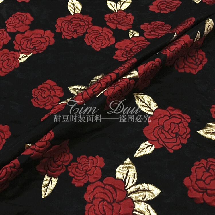 Жаккардовая ткань трехмерная розовая Золотая жаккардовая осень и зима модное