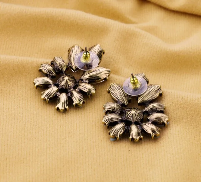E0125 2016 New Spring Brand Trend vintage statement Earrings for women jewelry at Factory Price | Украшения и аксессуары