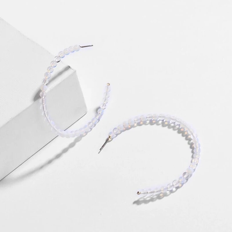 Серьги-гвоздики женские Amaiyllis с каменными бусинами