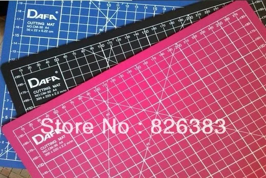 1 Piece Cutting mat(base) Good Quality Made In Taiwan Sewing Machine Parts |
