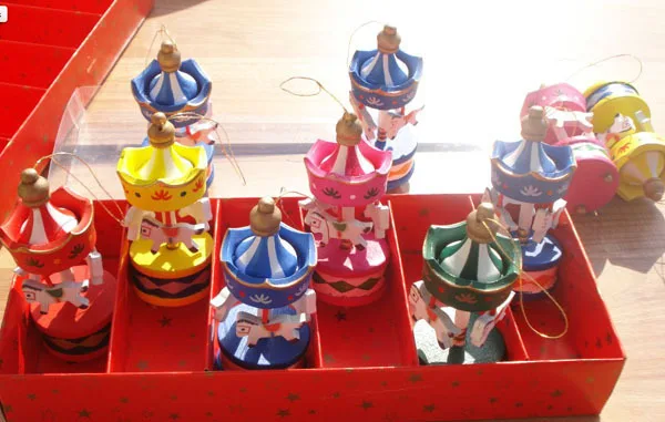 

6pcs/set Colorful Fairy Tale Woolen Merry-go-round Hanging Kids Toys Car Home Decoration Gift Packaging Set Birthday Favors