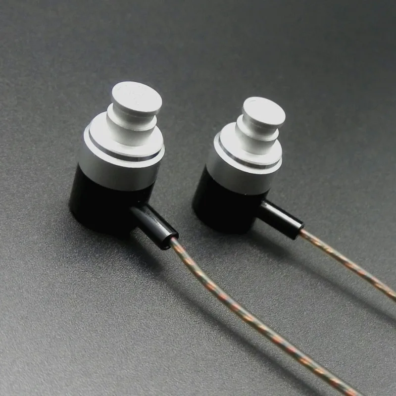 RY1X enthusiast bass ear earphones All metal manufacturing 10MM shocking sound quality HIFI 5N crystal copper wires earphone | Электроника
