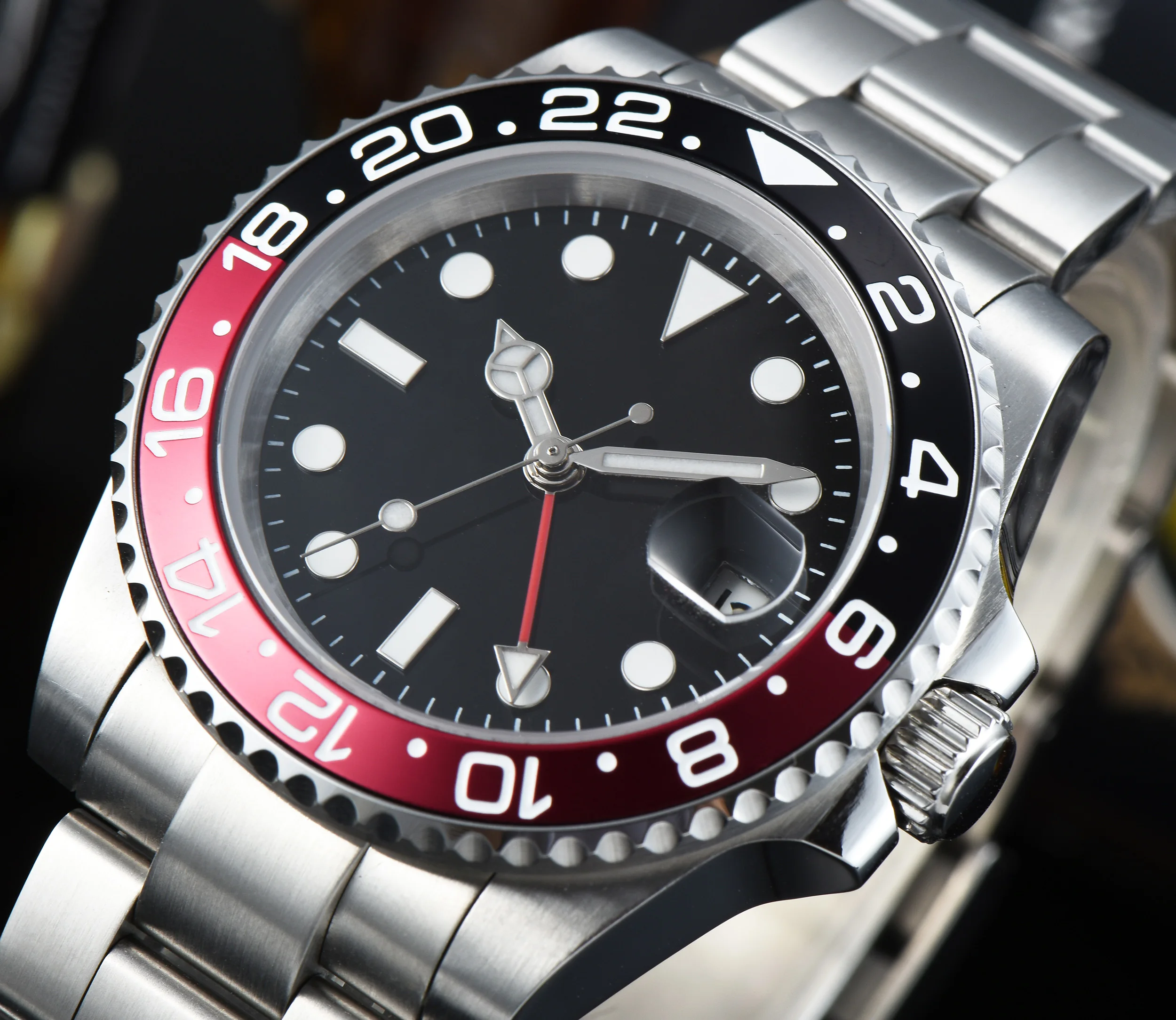 Для мужчин часы 40 мм автоматическая GMT черный и красный цвета ободок сапфировое