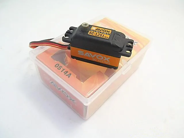 Низкопрофильный высокоскоростной металлический сервопривод SAVOX 1:8 1:10