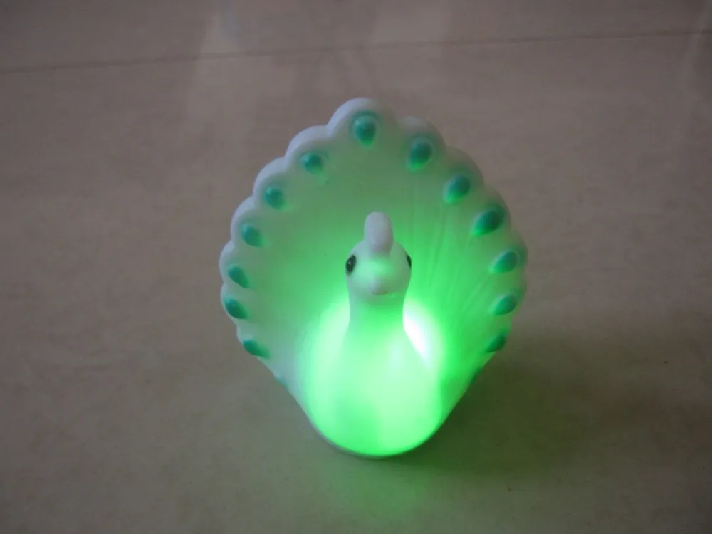 Новый павлин Красочные небольшой светодиодный светильник автоматически