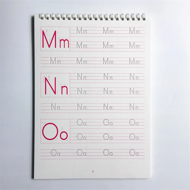 Пальто с капюшоном 1 предмет одежды Алфавит а паз и выгодно отличается от обычных