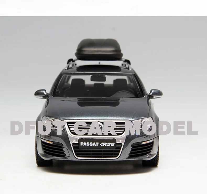 1:18 B6 R36 литая под давлением модель автомобиля игрушка в коробке для подарка/коллекции/детей/украшения