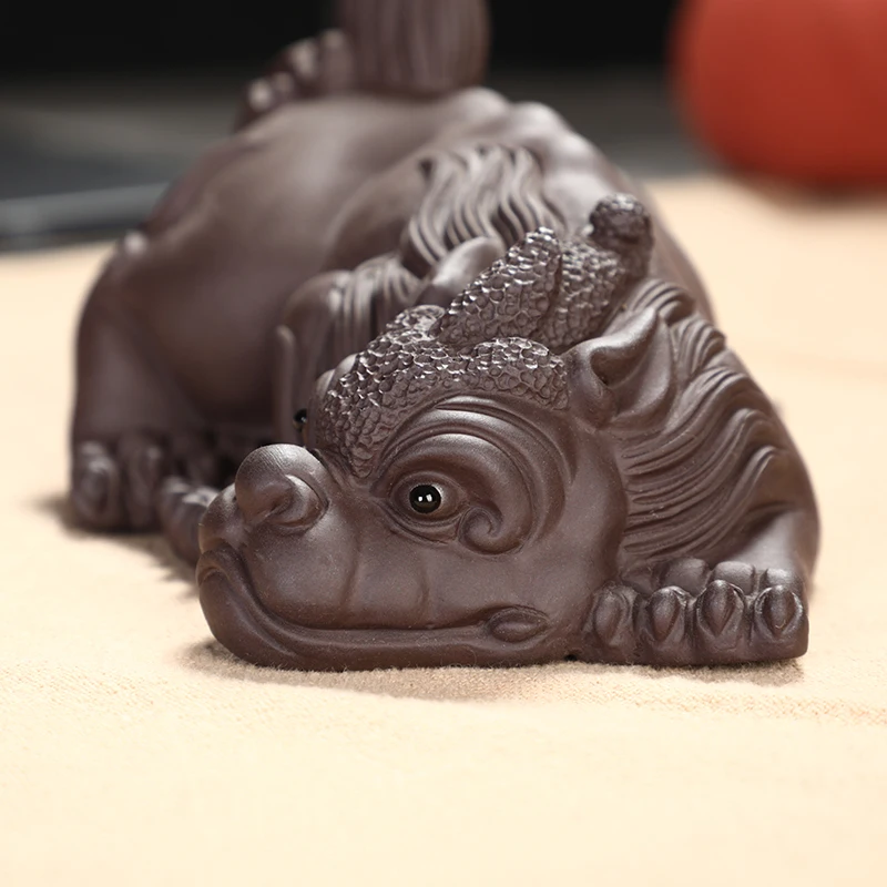 Изысканные чайные питомцы из натуральной фиолетовой глины статуя отважных