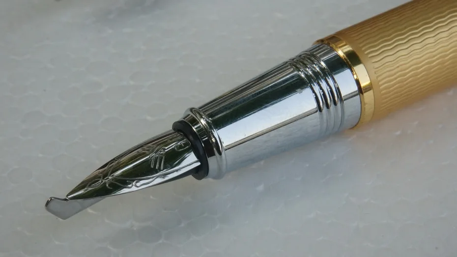 

Venus All - metal fountain pen gothic art pen Arabic Persian mijit calligraphy black golden 5 mm Multi-functional nib gift