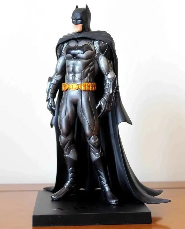 Бэтмен Figura Лига Справедливости ARTFX + Statua X MEN Arma Железный человек Брюс Уэйн фигурку