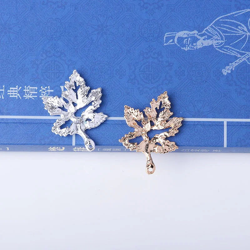 50 шт. 22х27 мм, золотой сплав, материал, подвеска с Кленовым листом в форме листа для сережек, ожерелий, для самостоятельного изготовления ювелирных украшений