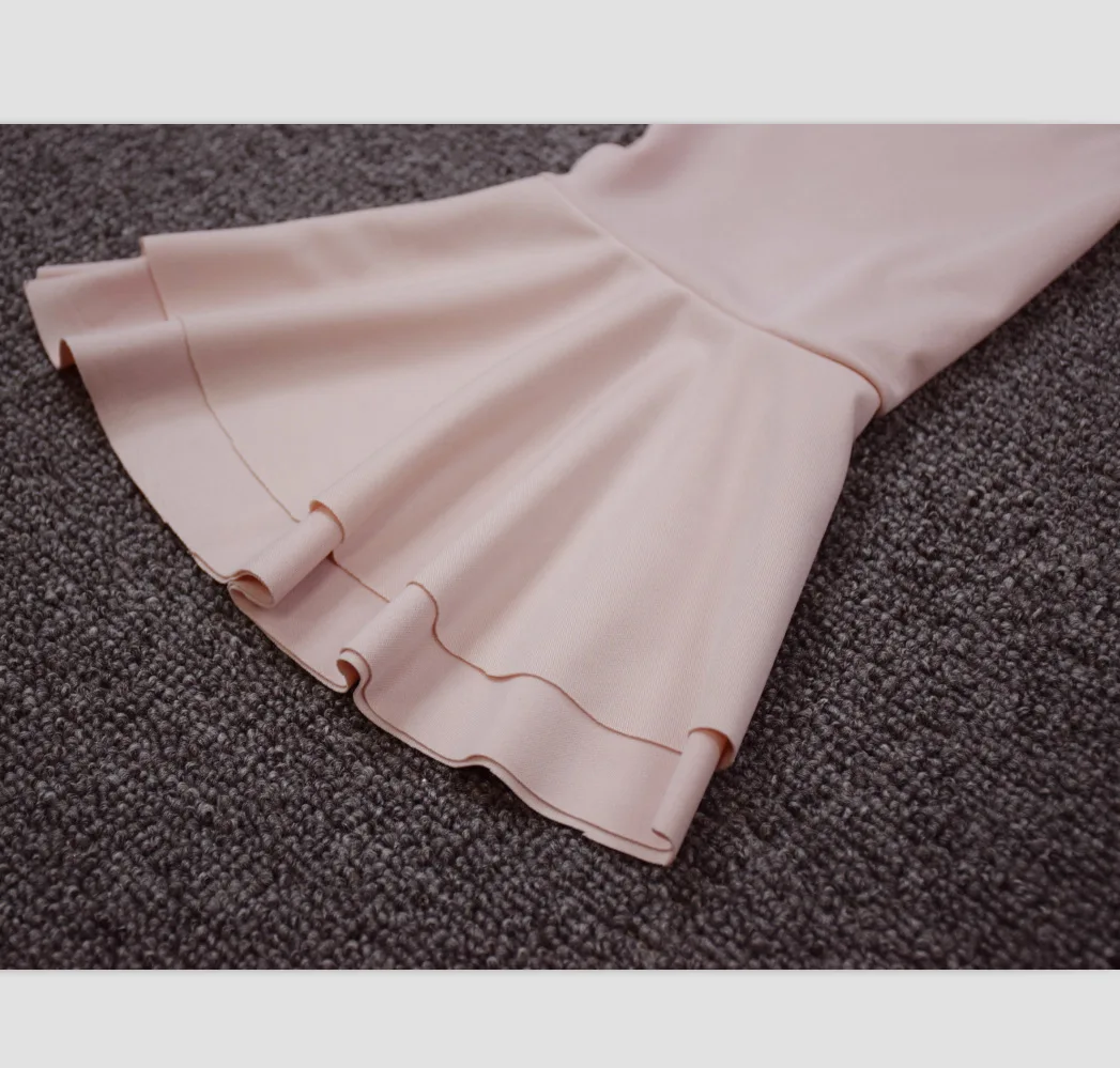 Платье для мамы и дочки одинаковые наряды однотонная семейная одежда Одинаковая