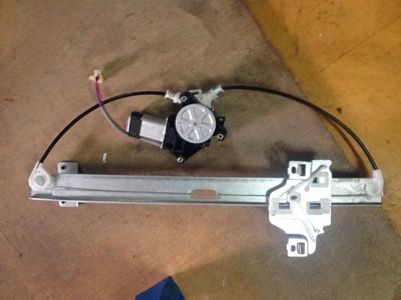 Левое стекло для двери регулируемое в сборе great wall hover CUV H3 H5 haval 6104200 K00 A1 6204100 K00|lifter|