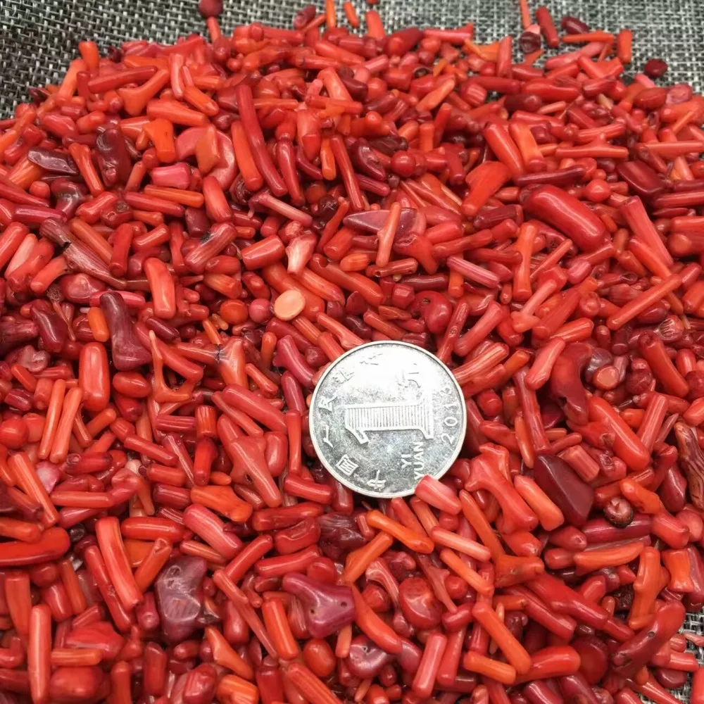 Оптовая продажа красных натуральных коралловых кристаллов красные камни