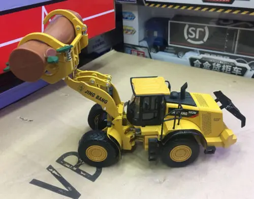 

1/50 DieCast Model Construction Vehicles 982M Wheel Loader With Log Grapple