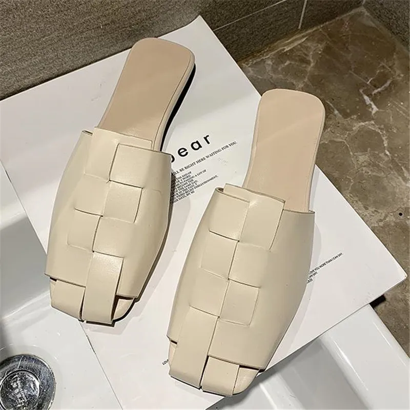 2019 кожа Шлёпанцы женская обувь женские шлепанцы черные на низком каблуке уличные