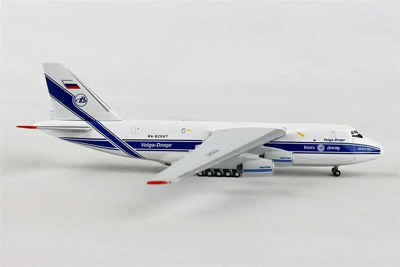 1:500 масштаб Волга-Днепр авиакомпания Антонов An-124 518642-001 Модель самолета из сплава игрушки настольное украшение изысканная коллекция подарков