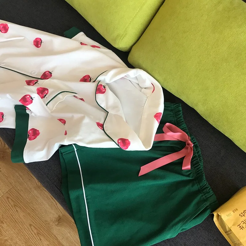 Летние женские пижамы 2 костюма хлопковые милые шорты с принтом клубники и