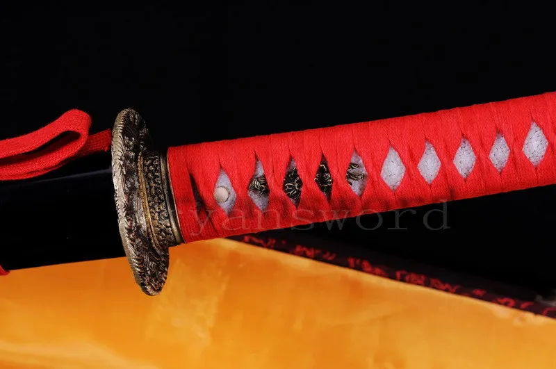 

HANDMADE DAMASCUS FOLDED STEEL JAPANESE SAMURAI SWORD KATANA