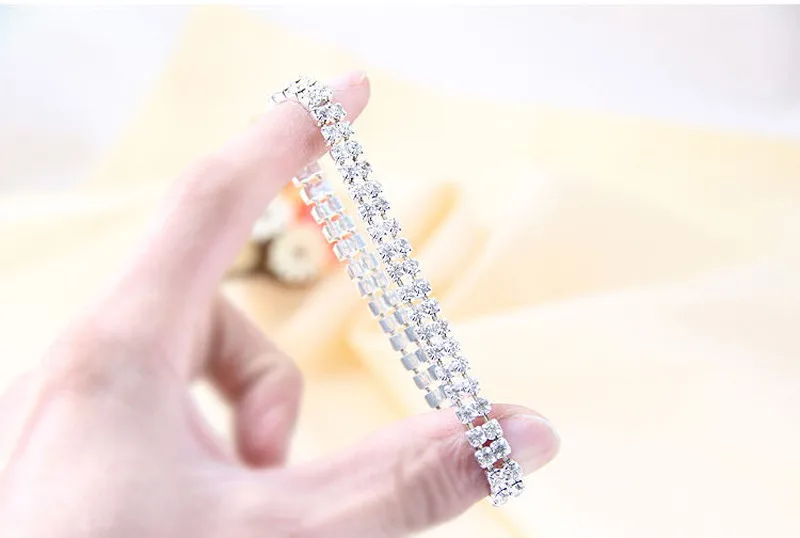 Новинка 2018 милые мини ошейники для собак шикарные Ошейники со стразами Необычные