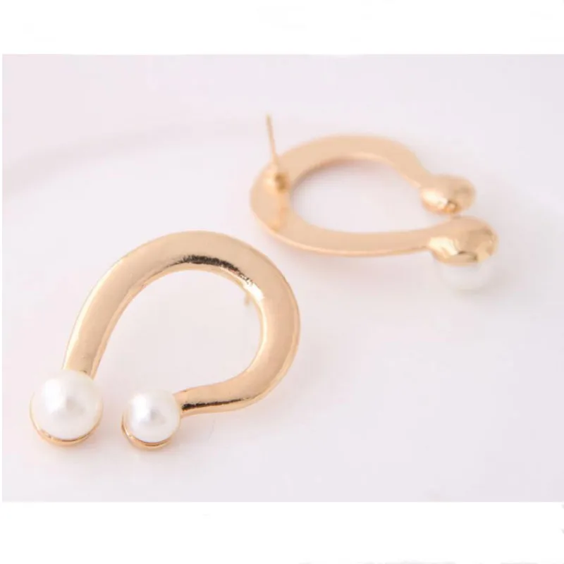 Серьги женские из искусственного жемчуга характерные простые металлические