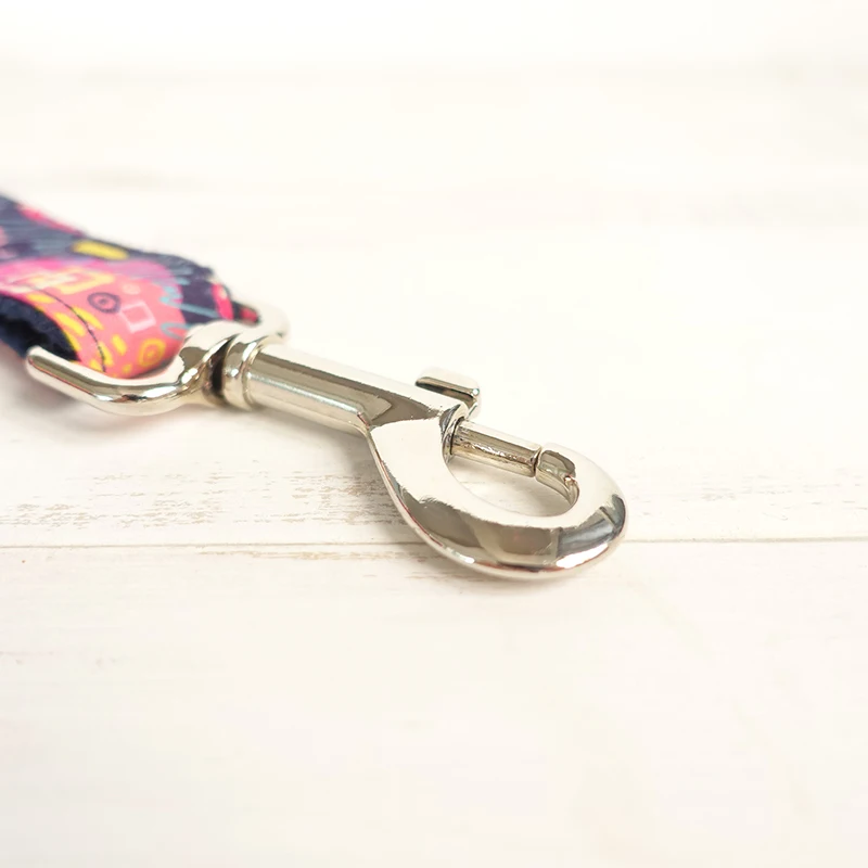 100 шт/лот ОПТОМ от MUTTCO высококачественный ручной изготовления поводок с ДЕТАЛЯМИ ГРАФФИТИ для собак и 5 размеров ошейников UDL062.