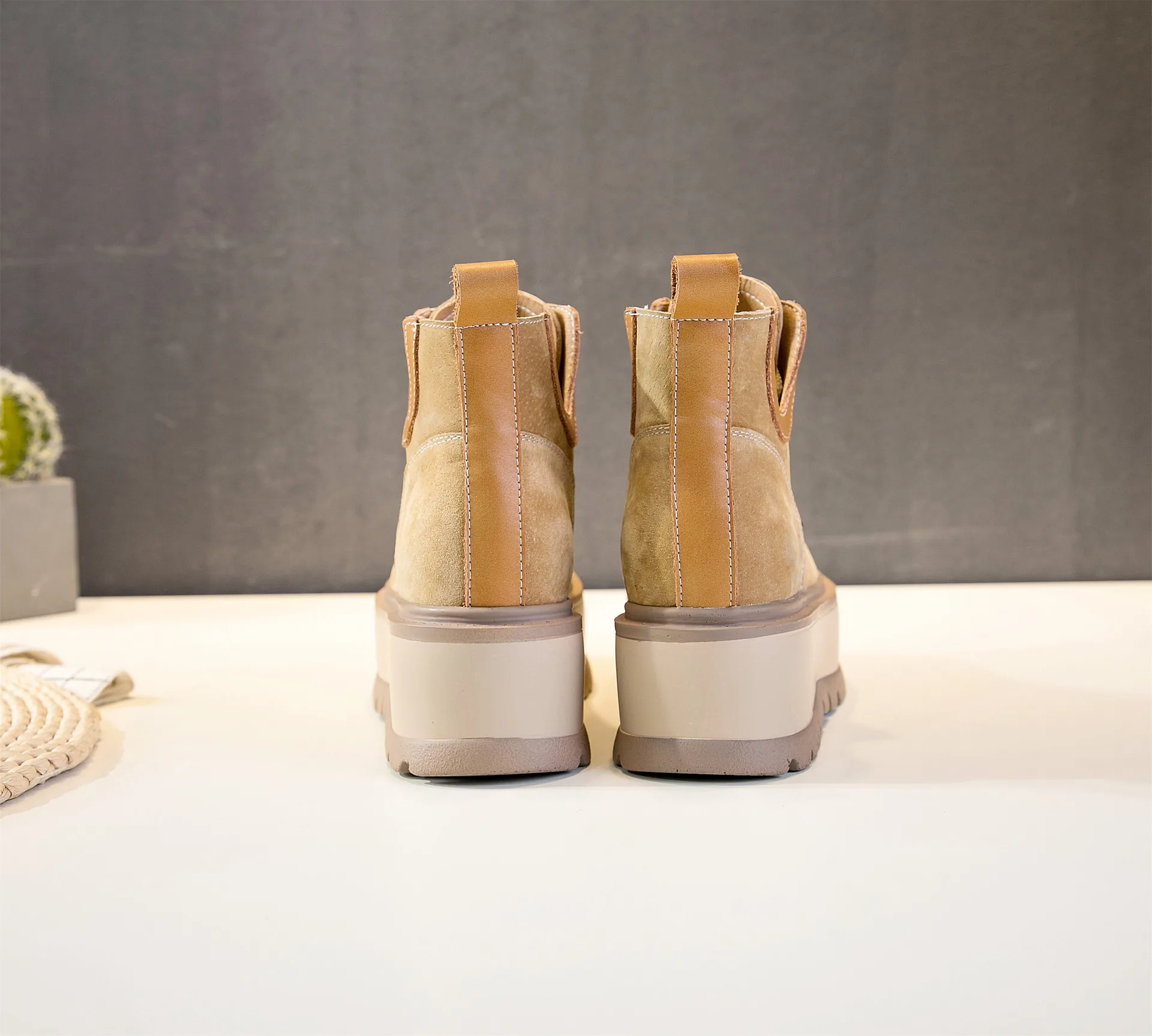 SWYIVY/ботильоны из коровьей замши; женская обувь; коллекция года; женская зимняя обувь; женские зимние ботинки, увеличивающие рост; женские ботинки на платформе