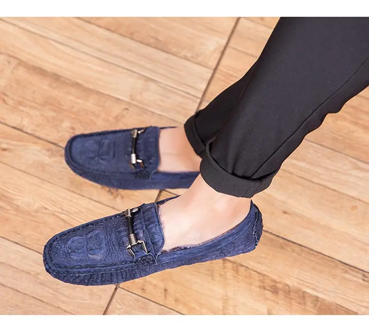 Men Loafers Plush Keep Warm Soft Moccasins Winter Suede Leather Slip On Shoes Casual Mens Fur Flats Gommino Driving Shoes Black