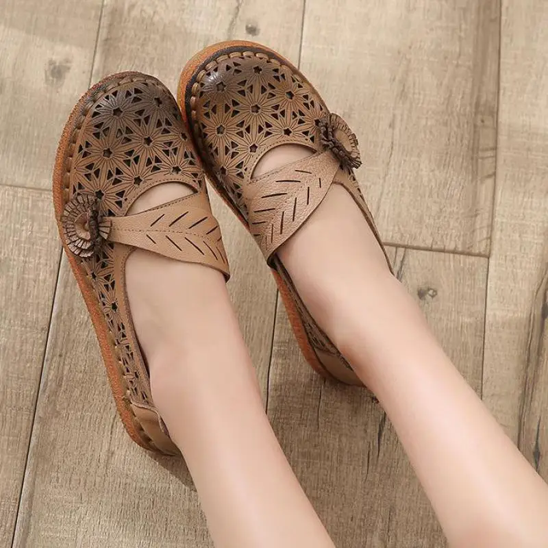 Женская кожаная обувь на плоской подошве Летняя без застежки с вышивкой женская