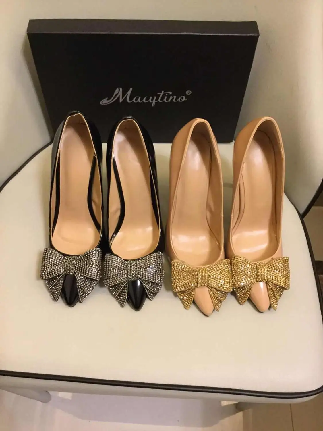 Туфли-лодочки женские на высоком каблуке 10 см элегантные атласные с заостренным