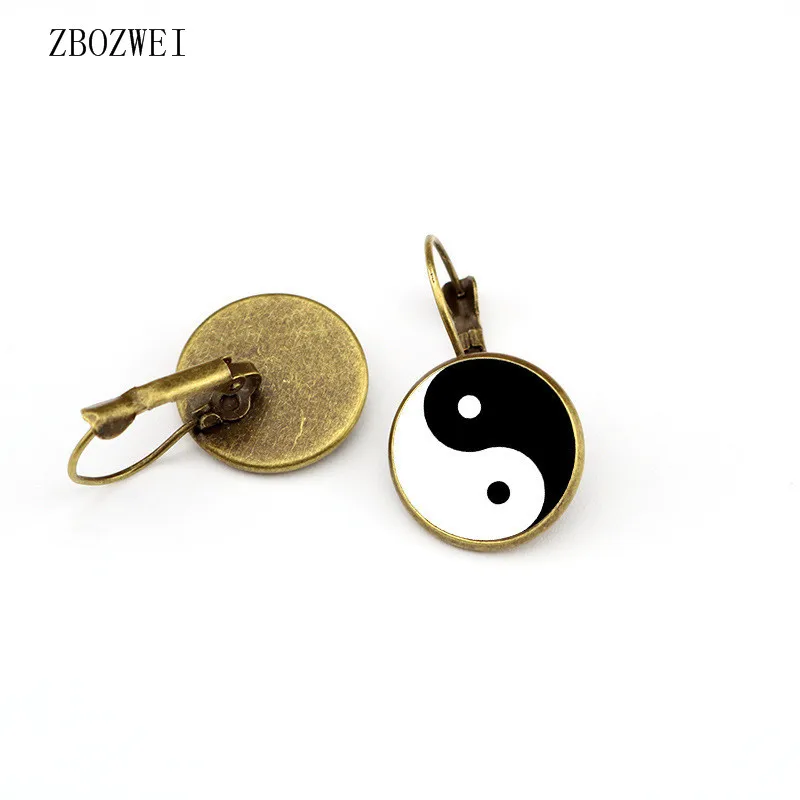 Тепло! 18 мм бижутерия со стеклянными кабошонами серьги белого и черного цвета Yin