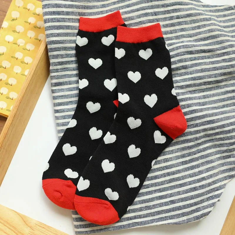 black socks Женские хлопковые носки с принтом в форме сердца Белый Красный Лот любовь harajuku жаккард причудливые носки японский Новинка счастливые смешные носки Необычные crazy sox - Цвет: black socks