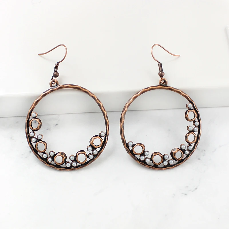 Полые большие круглые инкрустированные жемчужинами маленькие простроченные