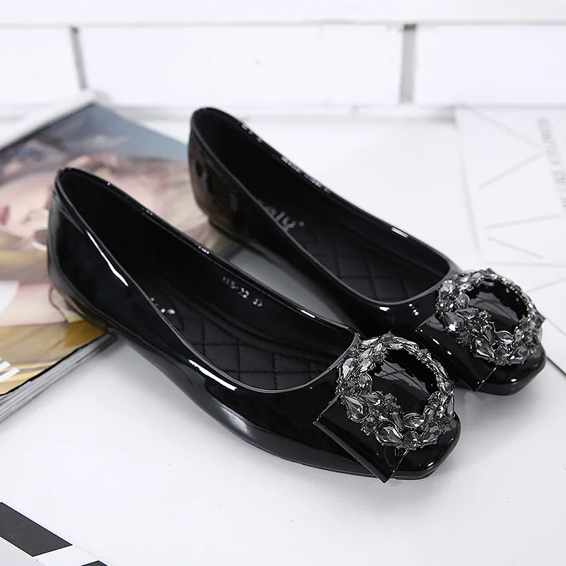 Туфли женские кожаные с квадратным носком обувь для банкетов алмазным узором