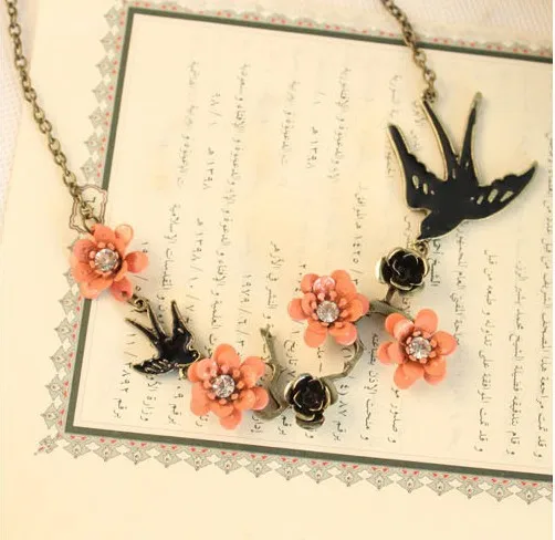 Min. order $10 ! Wholesale 2016 New Arrival Pink  Little Flower Cute Fly Swallow / Bird Pendant  Necklace Fashion Jewelry