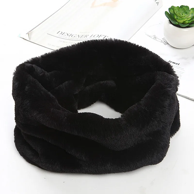 Женский зимний шарф из искусственного меха двусторонний теплый с коротким