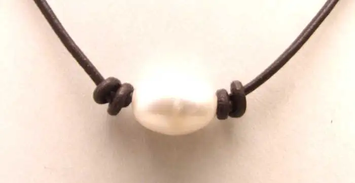 SALE Big 10-11mm White Rice Natural Freshwater Pearl Necklace 18&quot with brown Genuine Leather-5895 Wholesale/retail Free ship | Украшения