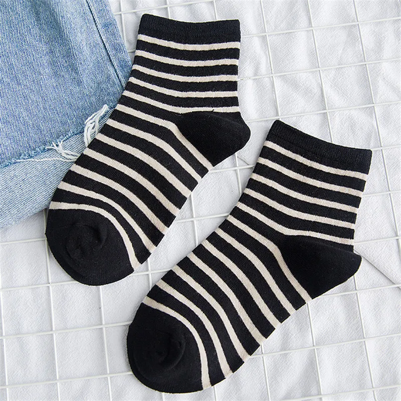 

5 Pair YAXIAN 2019 Winter NEW Women's striped Cotton socks Breathable Cute Candy color Short socks set korean country harajuku