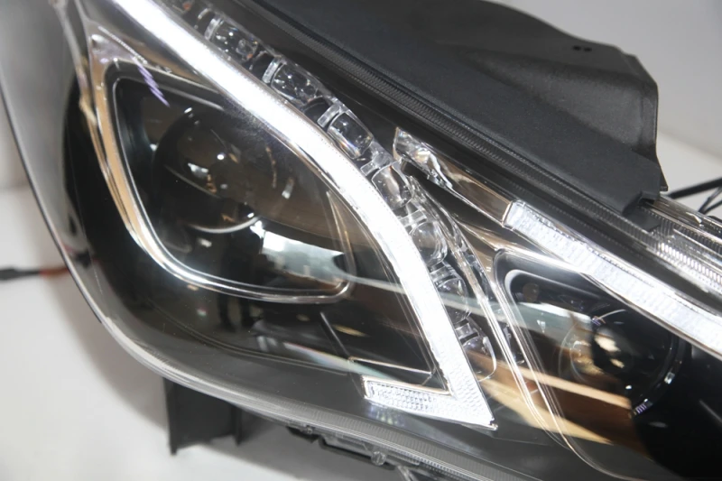 Для hyundai Sonata светодиодные передние фары год с Bi-xenon проектор Объектив с дневными ходовыми огнями DRL