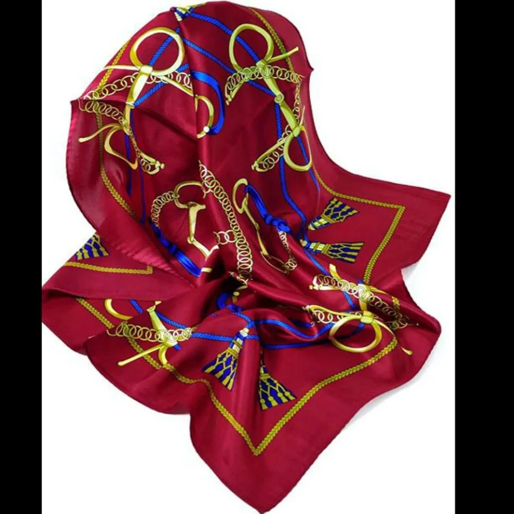 Шарф бандана с модным принтом и цепочкой маленький квадратный шелковый шарф для