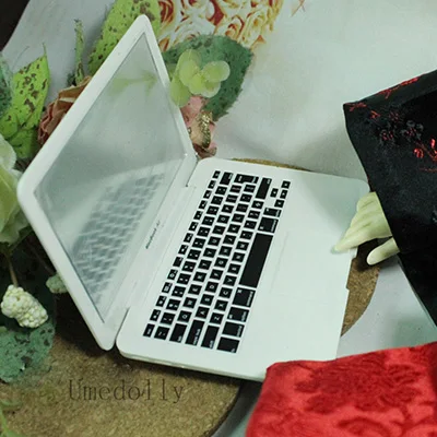 white 1 шт. кукла мини моделирование компьютер ноутбук модель для 1/3 1/4 BJD Blyth кукольный домик мебель игрушки аксессуары - Цвет: white