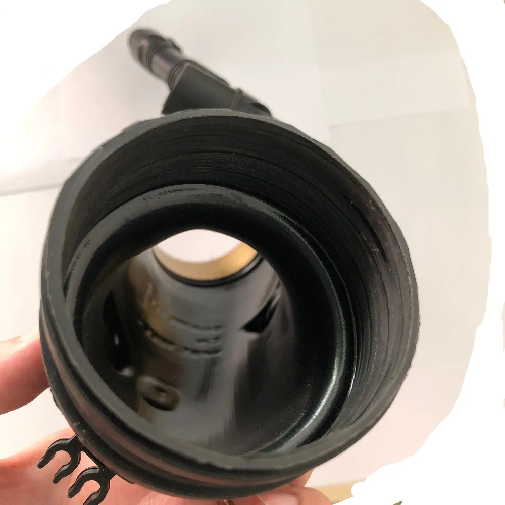 Впускной шланг для VW PASSAT SPUERB OE: 06B133354P 06B 133 354P