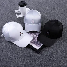 2018 Snapback новые бархатные буквы обувь для мужчин и женщин Улица