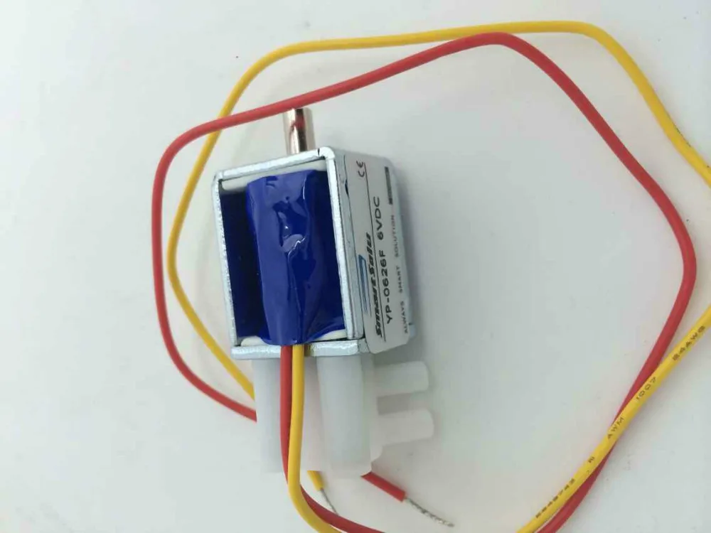 Бесплатная доставка 3-ходовой пластиковый микро Соленоидный клапан порт 2 мм 6 В